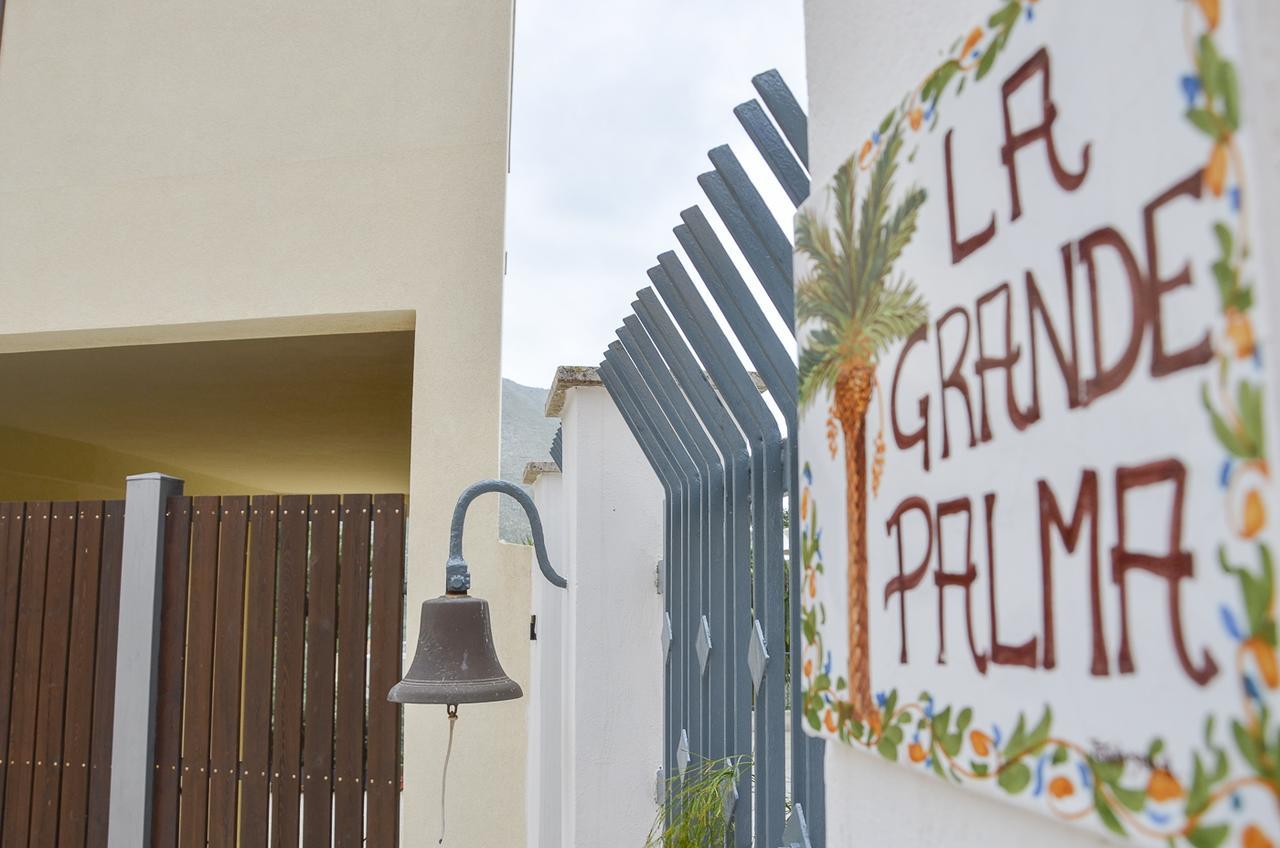 La Grande Palma Apartment *